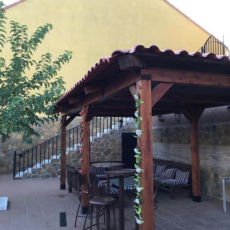 Apartamentos "Casa Rural De Aldea" Aldea del Fresno Bagian luar foto