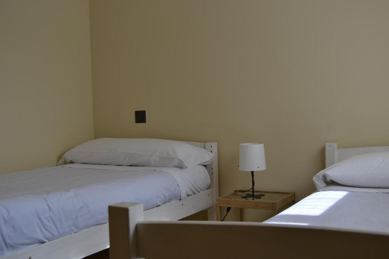 Apartamentos "Casa Rural De Aldea" Aldea del Fresno Bagian luar foto